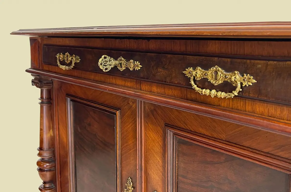 1880er ANTIK Gründerzeit Nußbaum Säulen Kommode Halb Schrank von 1880 9