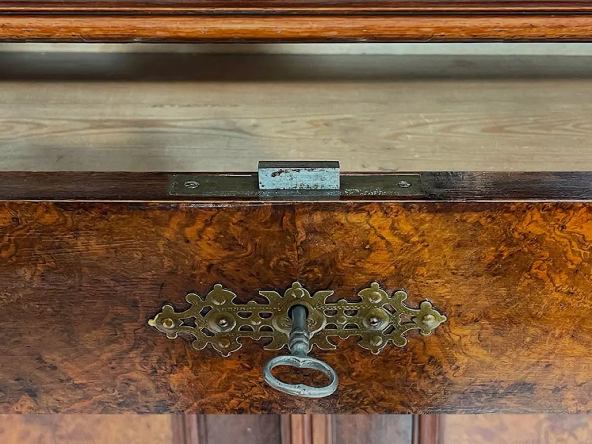 1880er Vertiko ANTIK Gründerzeit Nußbaum Kommode Schrank von 1880 8
