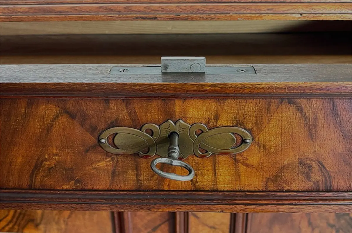 1880er Vertiko ANTIK Gründerzeit Nußbaum Kommode Schrank von 1880 8