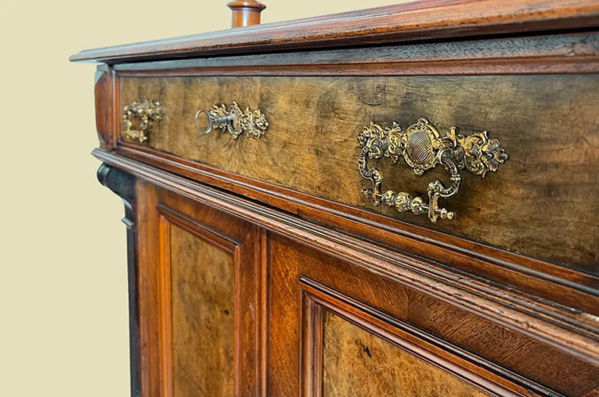 1880er Vertiko ANTIK Gründerzeit Nußbaum Kommode Schrank mit Aufsatz 9