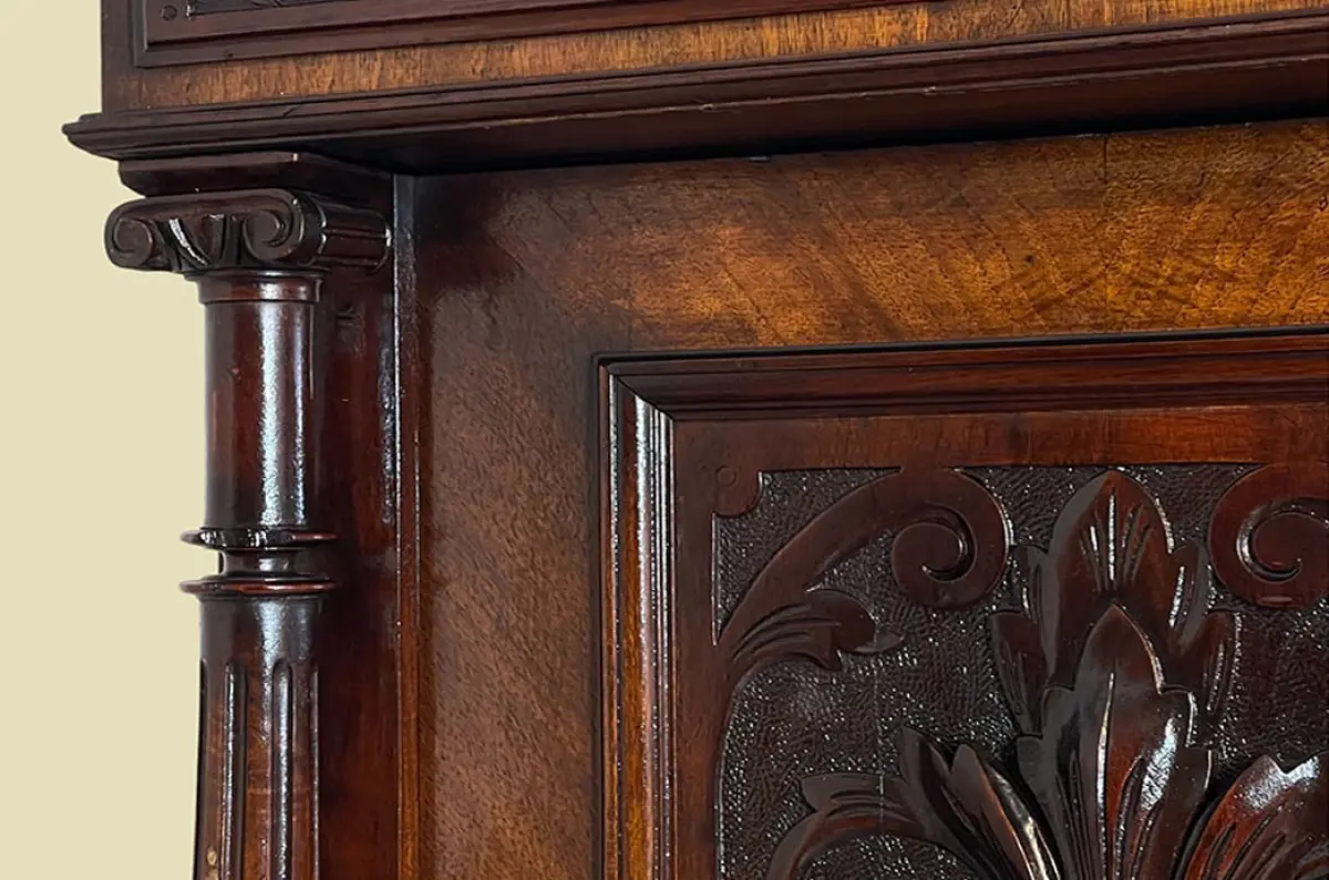 Edler 1880er Kleiderschrank ANTIK Gründerzeit Nußbaum Säulen Schrank von 1880 11