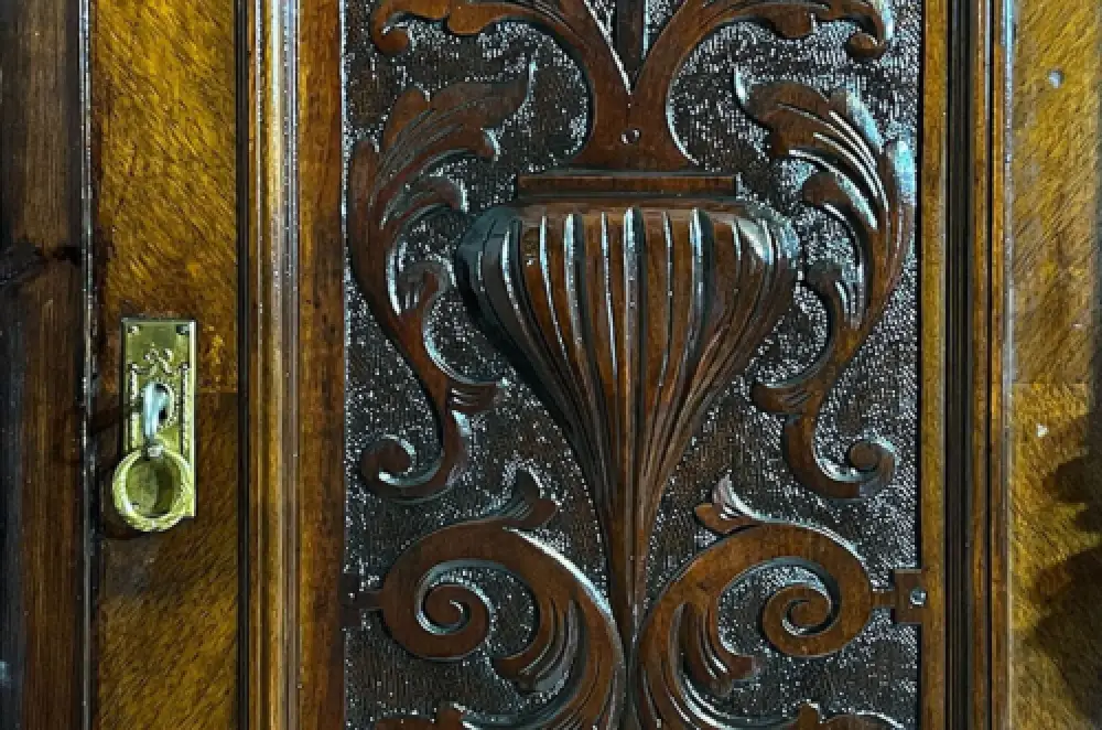 Edler 1880er Kleiderschrank ANTIK Gründerzeit Nußbaum Säulen Schrank von 1880 14