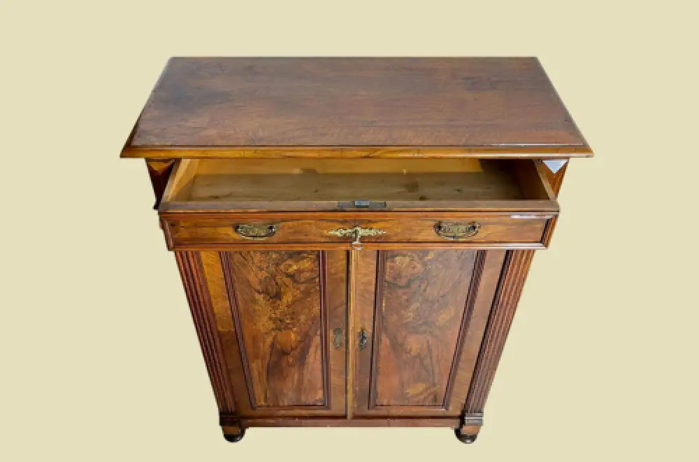 1880er Vertiko ANTIK Gründerzeit VINTAGE Nußbaum Kommode Schrank von 1880 5