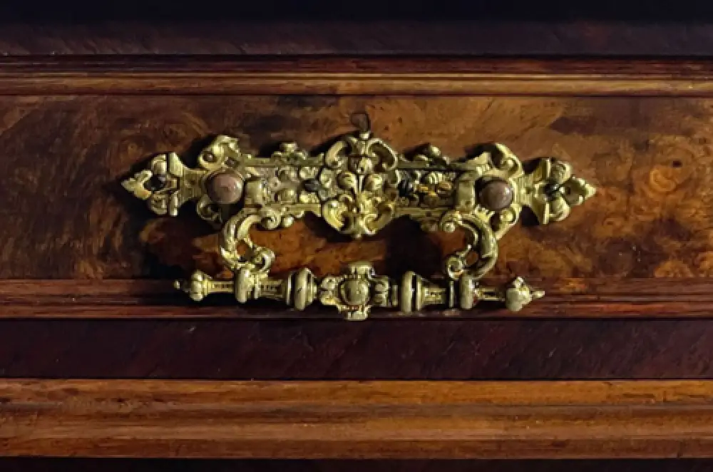 1880er Vertiko ANTIK Gründerzeit VINTAGE Nußbaum Kommode Schrank von 1880 12