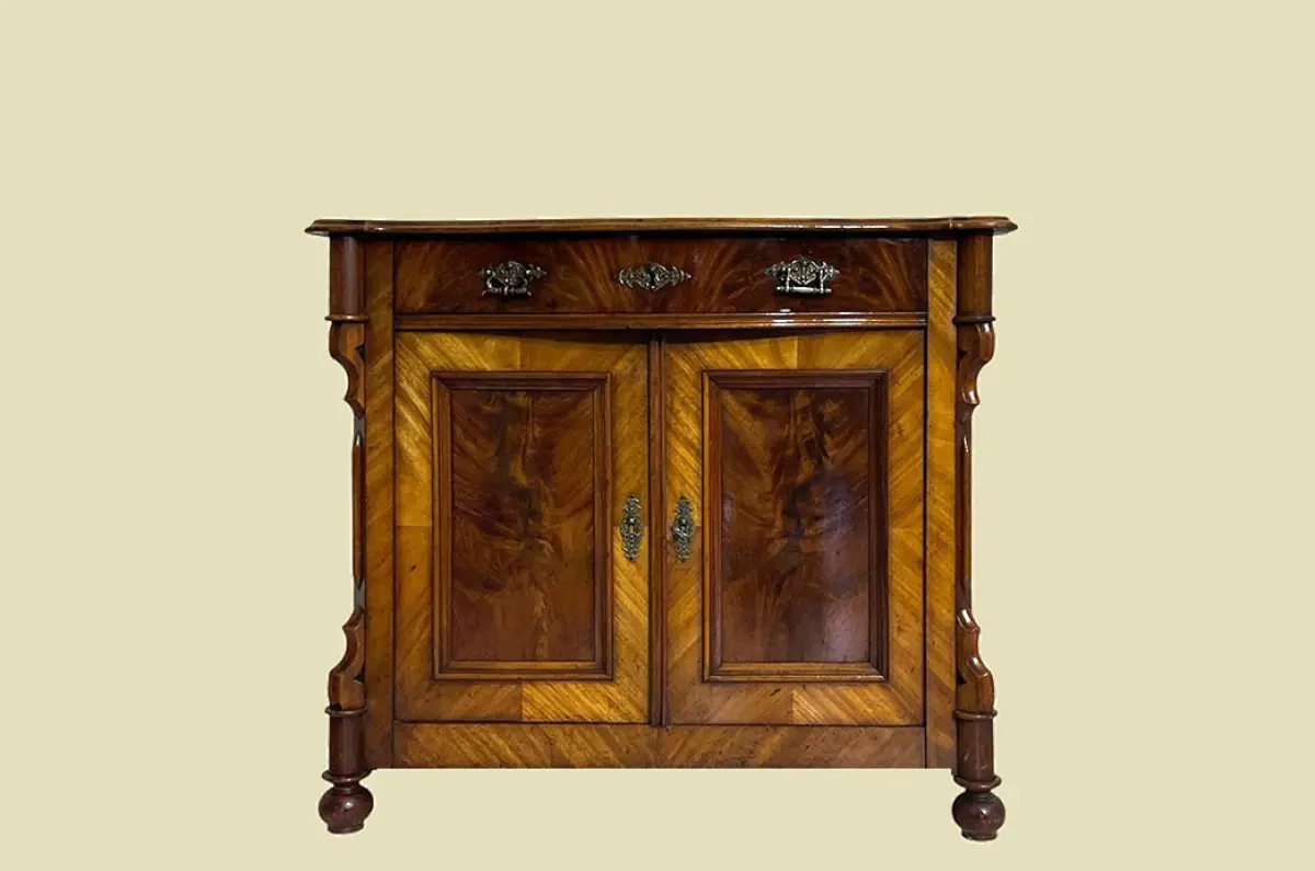 1840er Kommode ANTIK Louis Philippe VINTAGE Nußbaum Halbschrank von 1840