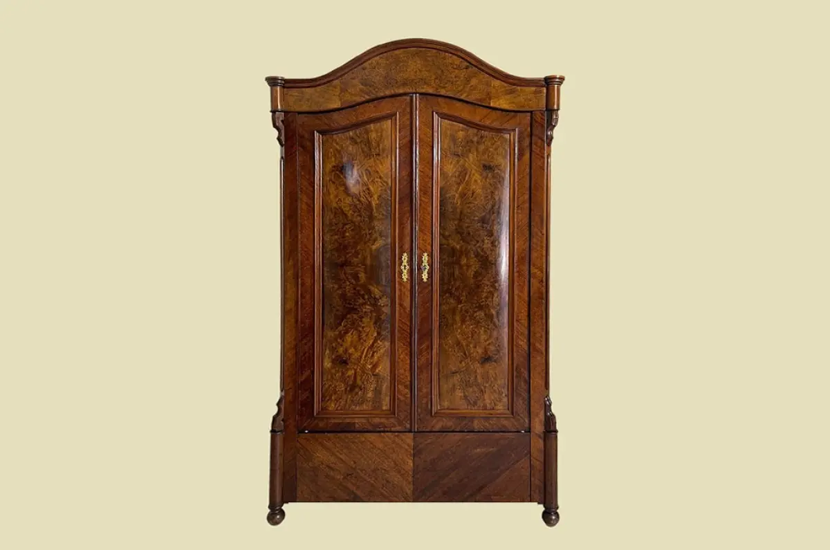 1840er ANTIK Schrank Louis Philippe VINTAGE Nußbaum Wäscheschrank von 1840
