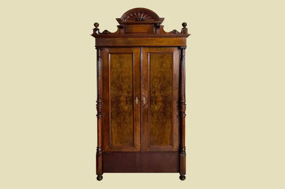 1880er Kleiderschrank ANTIK Gründerzeit VINTAGE Nußbaum Säulen Schrank von 1880 1