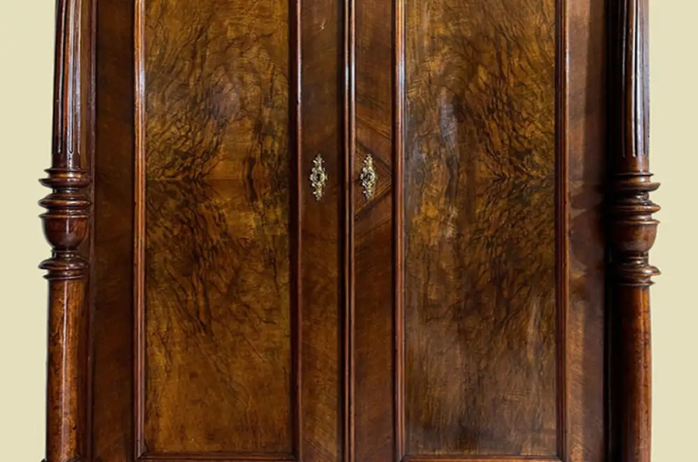 1880er Kleiderschrank ANTIK Gründerzeit VINTAGE Nußbaum Säulen Schrank von 1880 11