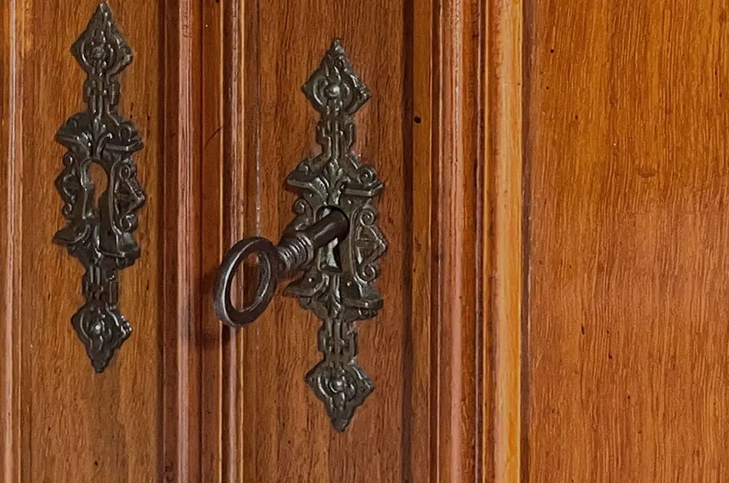 1880er Kommode ANTIK Gründerzeit VINTAGE Nußbaum Halbschrank Schrank von 1880 15
