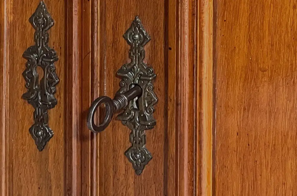 1880er Kommode ANTIK Gründerzeit VINTAGE Nußbaum Halbschrank Schrank von 1880 15