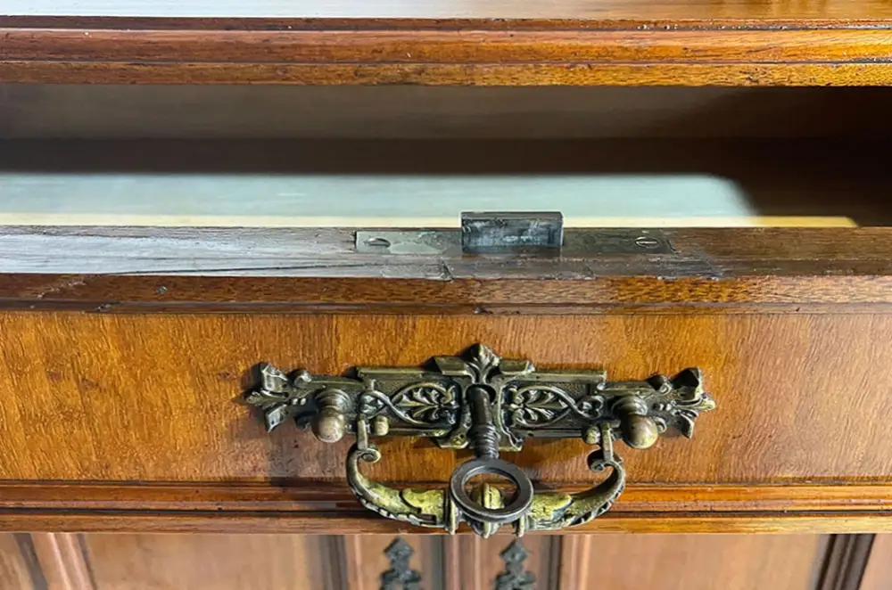 1880er Kommode ANTIK Gründerzeit VINTAGE Nußbaum Halbschrank Schrank von 1880 9
