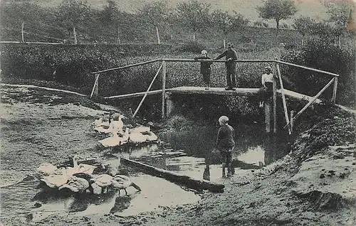 alte orig. AK Hersfeld b Niederaula Kinder auf einer Brücke 1916 Vorkrieg