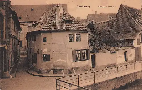 alte orig. AK Quedlinburg Ältestes Haus Vorkrieg