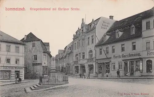 alte orig. AK Lommatzsch b Nossen Döbeln Kriegerdenkmal Meissner Strasse Laden Moritz Buschmann Vorkrieg