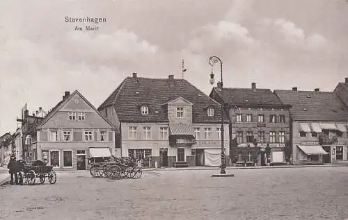 alte orig. AK Stavenhagen b Waren Müritz Demmin Neubrandenburg Malchin Neukalen Am Markt 1916