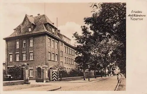 alte orig. AK Emden b Leer Norden Oldenburg Papenburg Aurich Bunde Adolf Hitlerstrasse Kaserne 1941 Vorkrieg