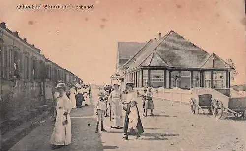 alte orig. AK Zinnowitz Ostseebad b Mölschow Zempin Koserow Wolgast Heringsdorf Szene am Bahnhof Eisenbahn Vorkrieg