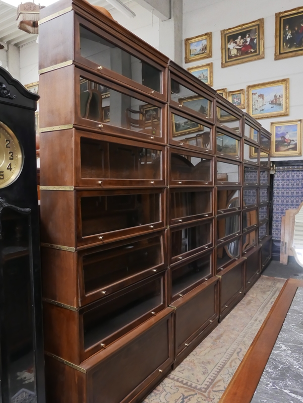 Der Artikel mit der oldthing-id '26838979' ist aktuell nicht lieferbar.