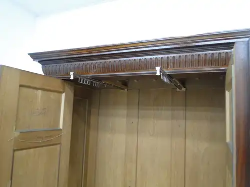 5175D-Historismuskasten-Schrank-Kasten-Kleiderkasten-altdeutscher Schrank