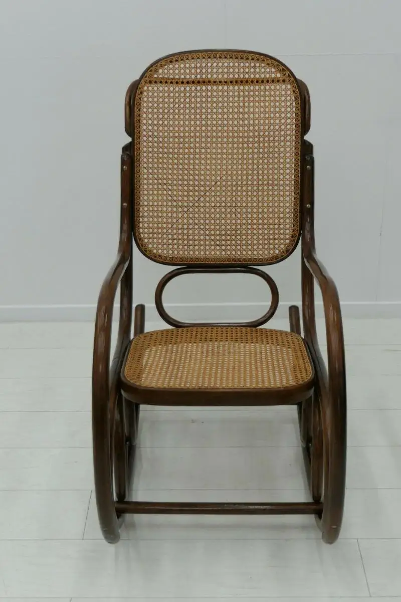 5389-Thonet Schaukelstuhl-Bugholz-Wippstuhl-Schaukelstuhl-Thonet-Kippstuhl- 4