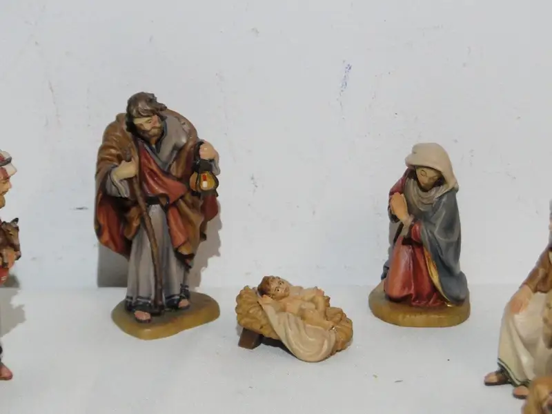5444D-Krippenfiguren-LEPi-17 Figuren der Marke Lepi-Krippe-Krippenset-10cm hoch 1