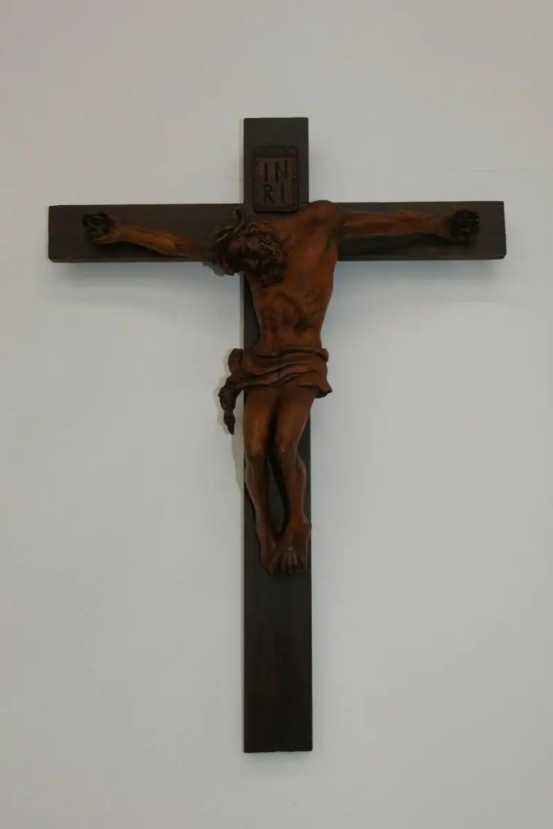 6031D-Kruzifix-Holzkreuz-Jesus-geschnitzt-Kreuz-Jesus am Kreuz-INRI-gekreuzigter 0
