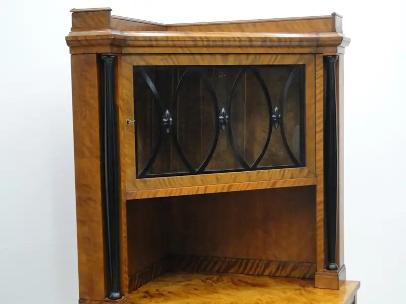 5170D-Biedermeier Vitrine-Eckvitrine-Eckkasten-Biedermeiervitrine-Eckvitrine- 1