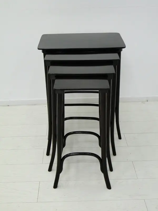 3937-THONET-Beistelltische-4er Satz-Bugholz-Tisch-4Satz Beistelltische-Bugholzti 5