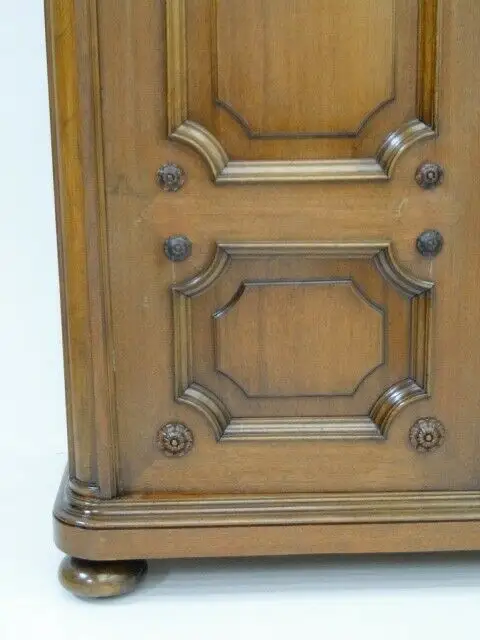 4122-altdeutscher Kleiderkasten-Schrank-Altdeutsch-Kasten-Kleiderschrank 5