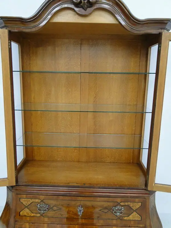 5233-Barockstilvitrine-Seitenverglasung-Vitrine-Barockstil-Büchervitrine-Vitrine 1