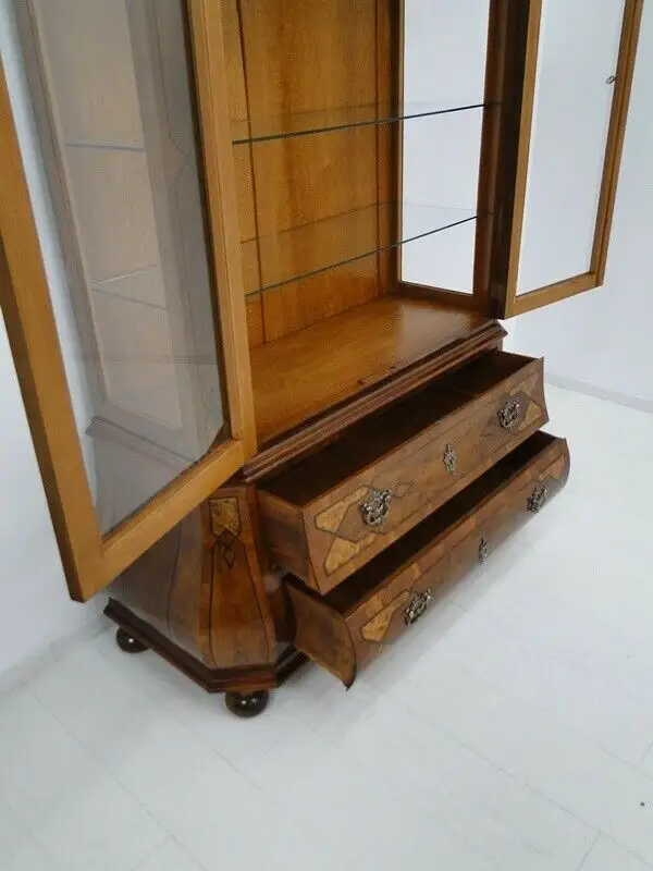 5233-Barockstilvitrine-Seitenverglasung-Vitrine-Barockstil-Büchervitrine-Vitrine 2