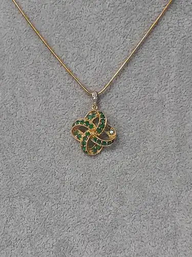 Goldkette mit Anhänger - 14 Karat - 585 Echtgold - Halskette - Kette mit Smaragde &amp; Diamanten