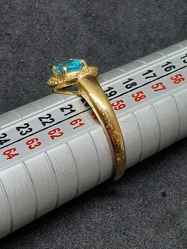 Goldring mit blauem Topas und Diamanten - 9 Karat - Gelbgold - 375 Echtgold