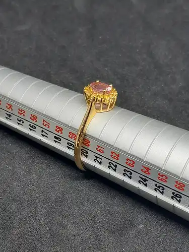 Goldring mit synthetischen Turmalin Besatz - 14 Karat - 585 Echtgold - Ring