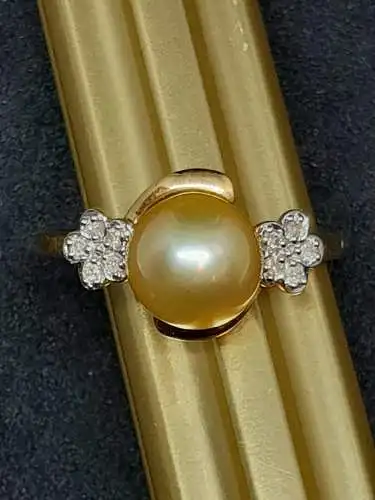 Goldring 14 Karat mit Perle und 10 Diamanten - Ring - 585 Echtgold