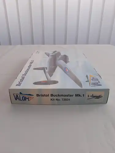 Valom Bristol Buckmaster Mk.1-1:72-72031-Modellflieger-OVP-1083