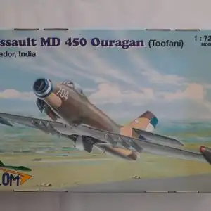 Valom Dassault MD 450 Ouragan (Toofani) Salvador India-1:72-72068-Modellflieger-OVP-1080