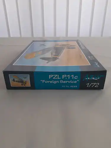 Azur PZL P.11c "Foreign Service"-1:72-A115-Modellflieger-OVP-1072