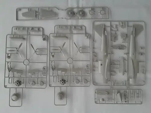 Tamiya Hyakushiki Shiten III Kai Air Defense Fighter-1:48-61056-Modellflieger-OVP-1141