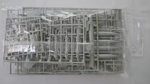 Hasegawa McDonnell Douglas F-15E Dual Role Fighter-1:72-04027-Modellflieger-OVP-1040