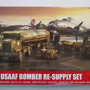Airfix WWII USAAF Bomber Re-Supply Set-1:72-A06304-Militärfahrzeug-OVP-0003