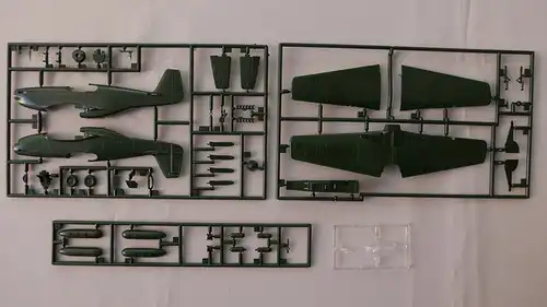 Revell P-51 B Mustang III-1:72-04133-Modellflieger-OVP-0924