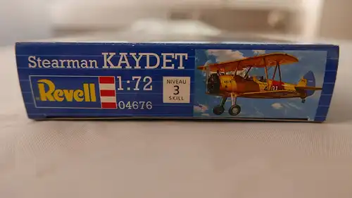 Revell Stearman Kaydet-1:72-04676-Modellflieger-OVP-0922