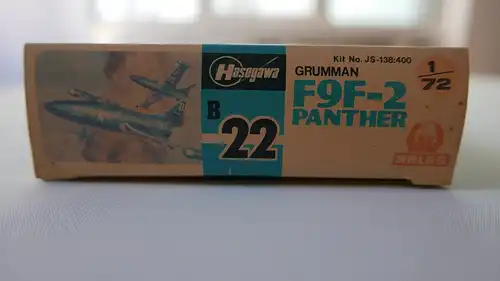 Hasegawa Grumman F9F-2 Panther U.S.Navy Fighter-1:72-B22-Modellflieger-OVP-0904