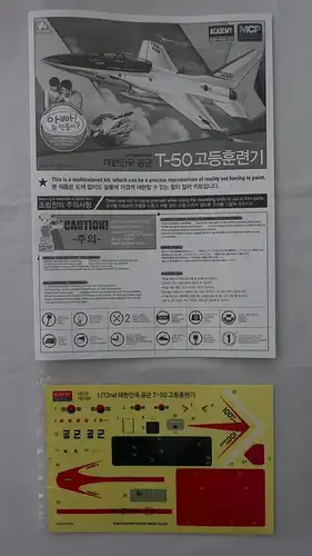 Academy Republic of Korea Air Force T-50 Advanced Trainer-1:72-12519-Bauteile versiegelt-Modellflieger-OVP-0883