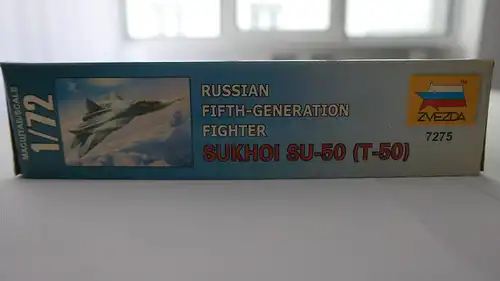 Zvezda Sukhoi SU-50 (T-50) Russian fifth-Generation Fighter-1:72-7275-Modellflieger-OVP-0879