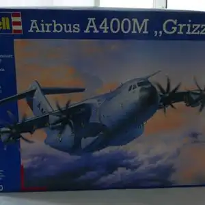 Revell Airbus A400M "Grizzly"-1:72-04800-Modellflieger-OVP-0832