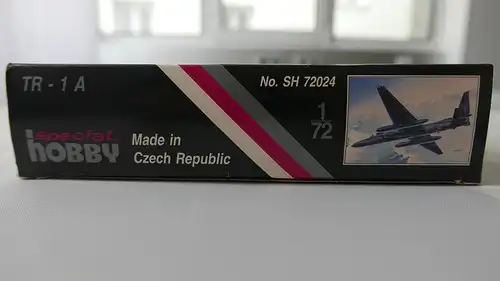 Special Hobby TR-1A-1:72-SH72024-Modellflieger-OVP-0812