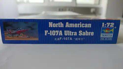 Trumpeter North American F-107A Ultra Sabre-1:72-Modellflieger-OVP-0803