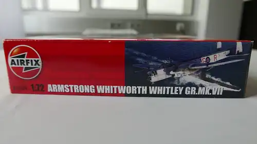 Airfix Armstrong Whitworth Whitley GR.Mk.VII-1:72-A09009-Modellflieger-OVP-0767